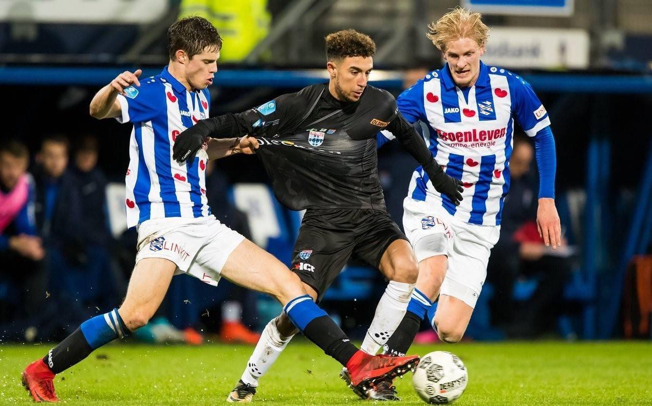 是以进攻狂 是以进攻狂