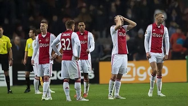 何一局都具 何一局都具